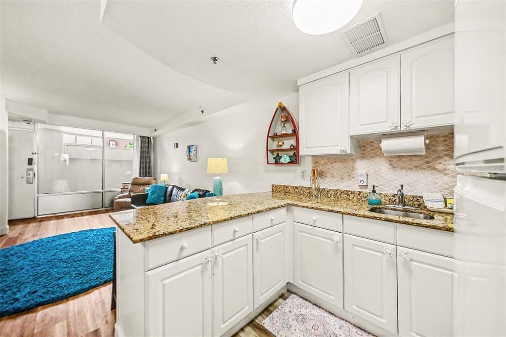 2700 N ATLANTIC AVENUE 214 photo 5