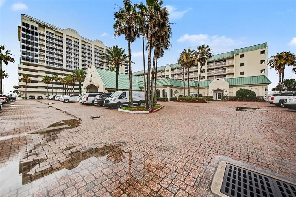 2700 N ATLANTIC AVENUE 214 photo 24