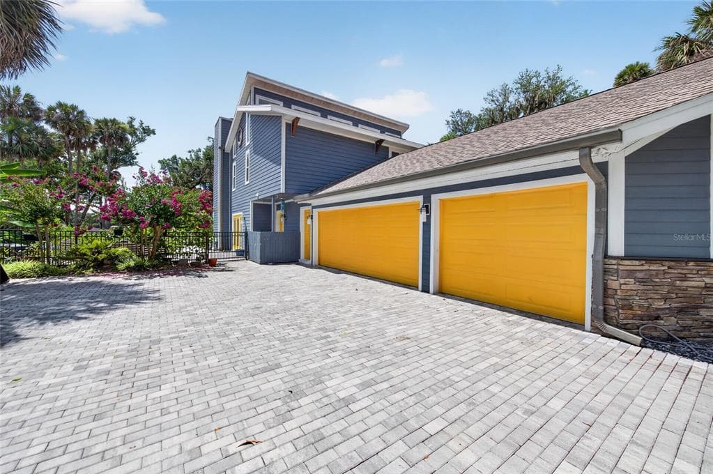 6315 PALMAS BAY CIRCLE photo 19