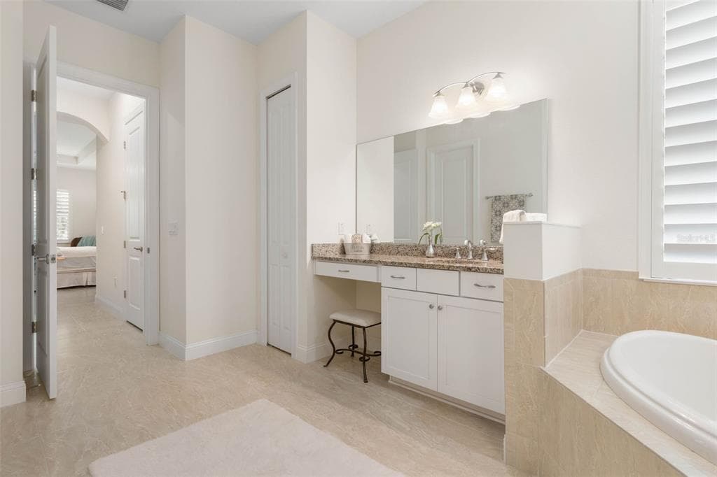 60 N LAKEWALK DRIVE photo 22