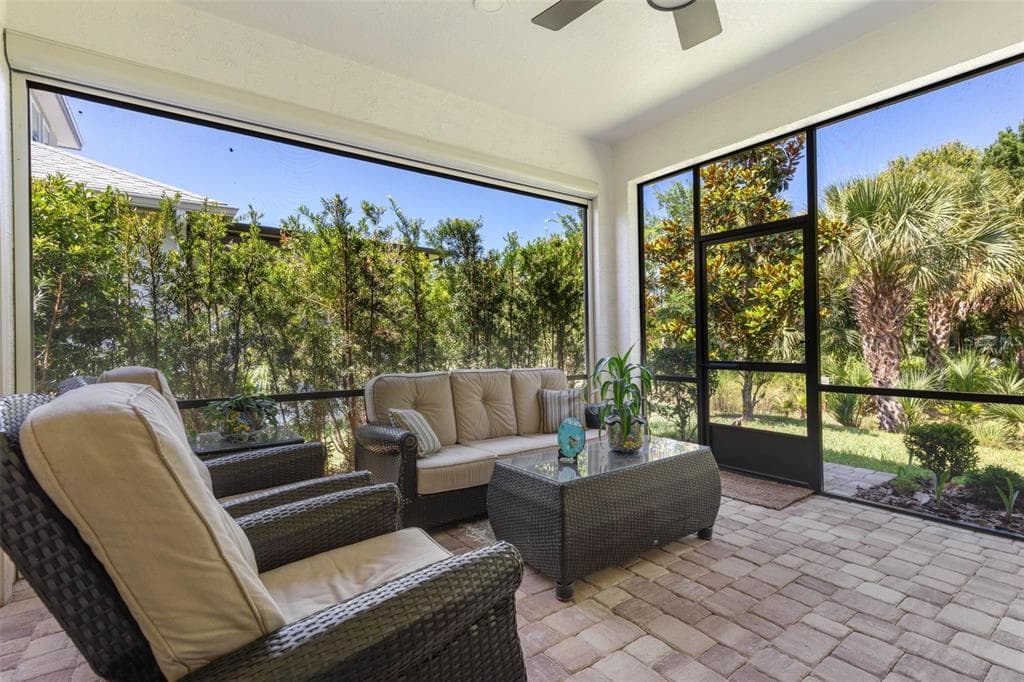 60 N LAKEWALK DRIVE photo 4