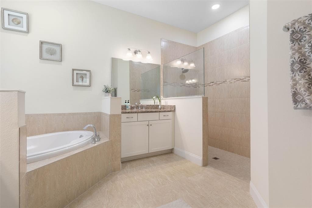 60 N LAKEWALK DRIVE photo 21