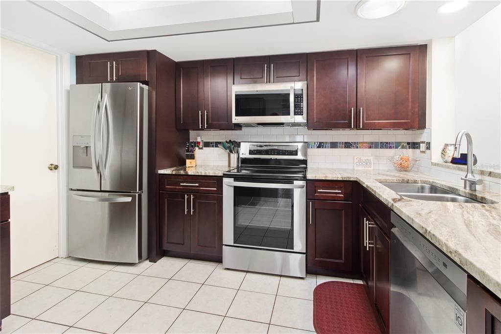 4136 BOWLING GREEN CIRCLE 23 photo 18