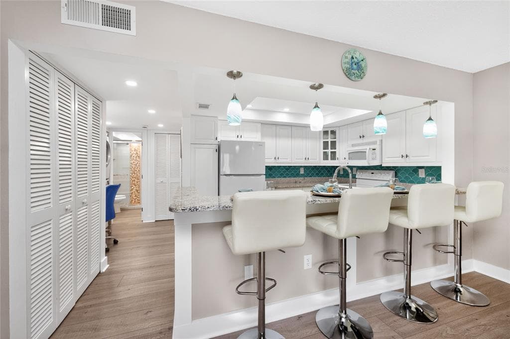 2810 N BEACH ROAD 108 photo 8