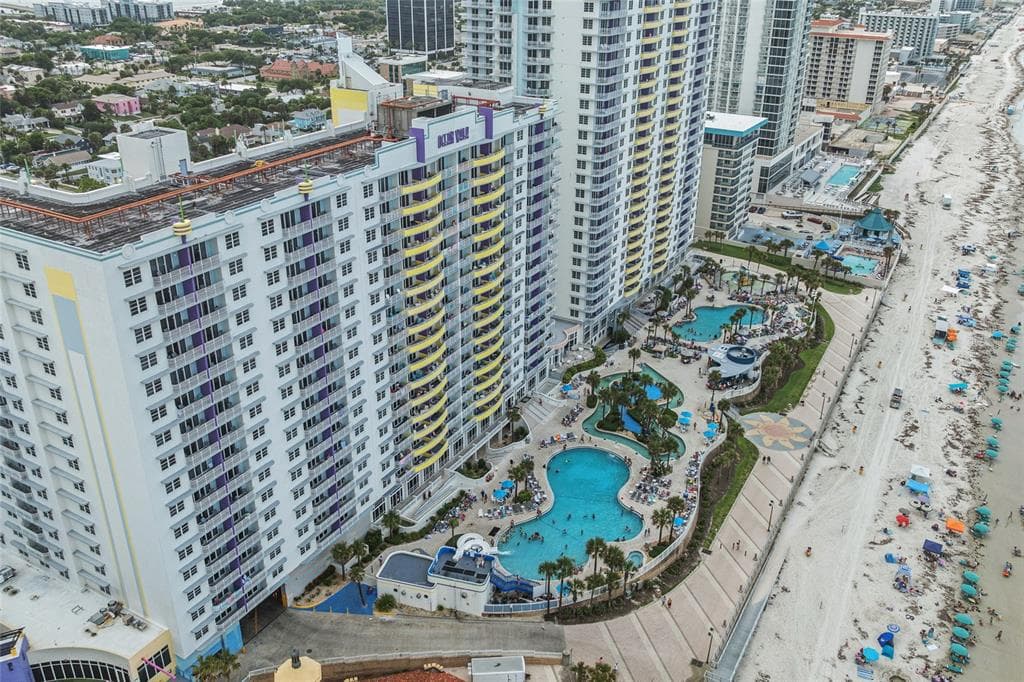300 N ATLANTIC AVENUE 405 photo 20