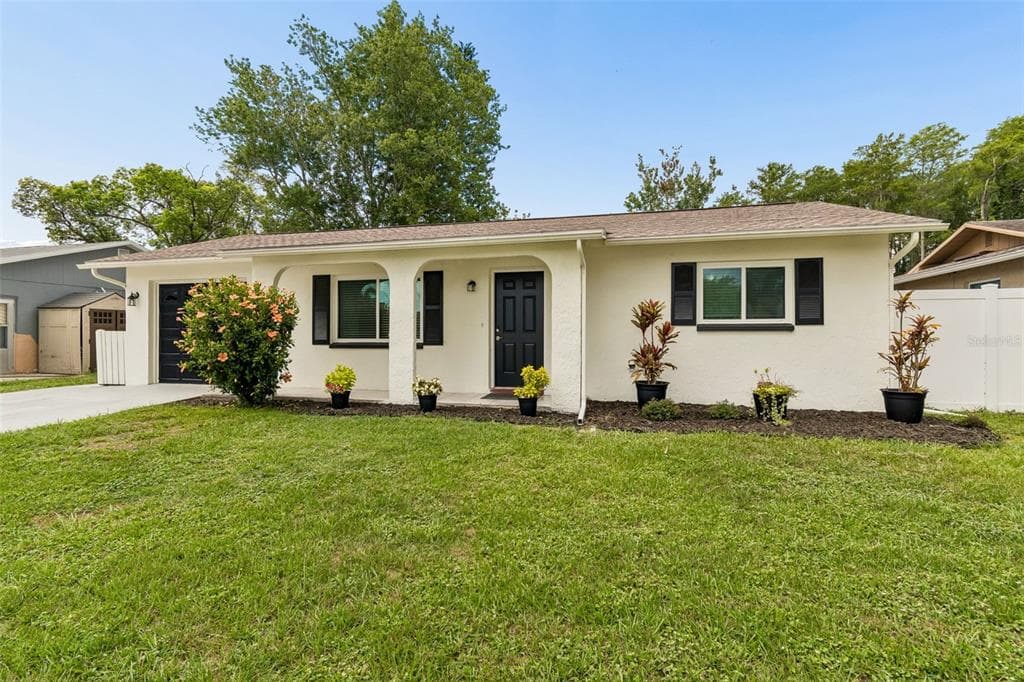 8120 BROWN PELICAN AVENUE photo 3
