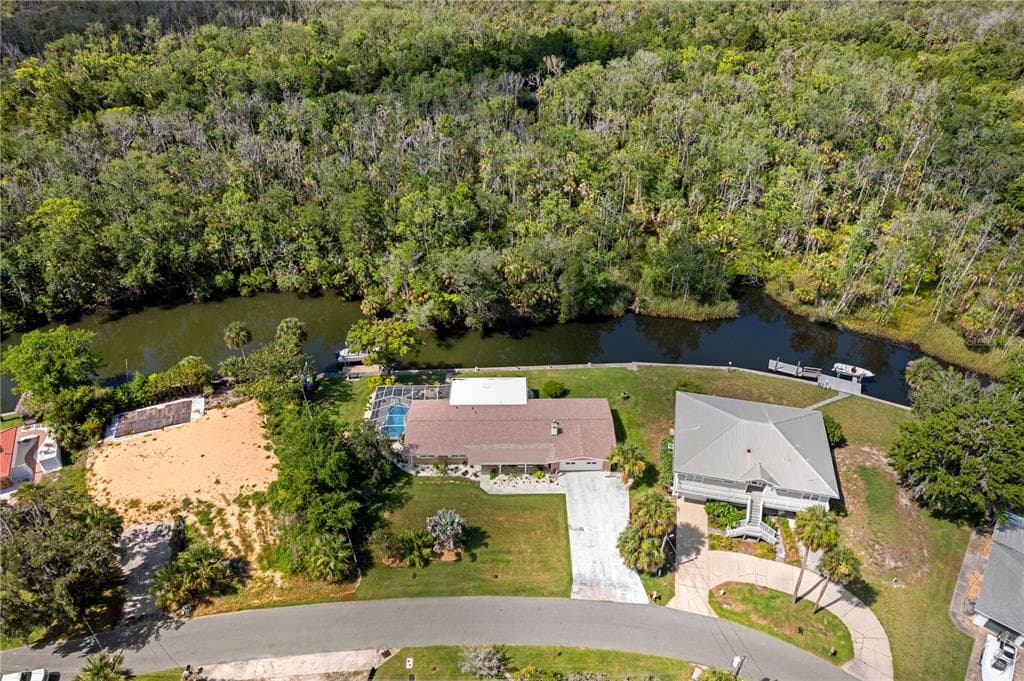 2160 N WATERSEDGE DRIVE photo 3