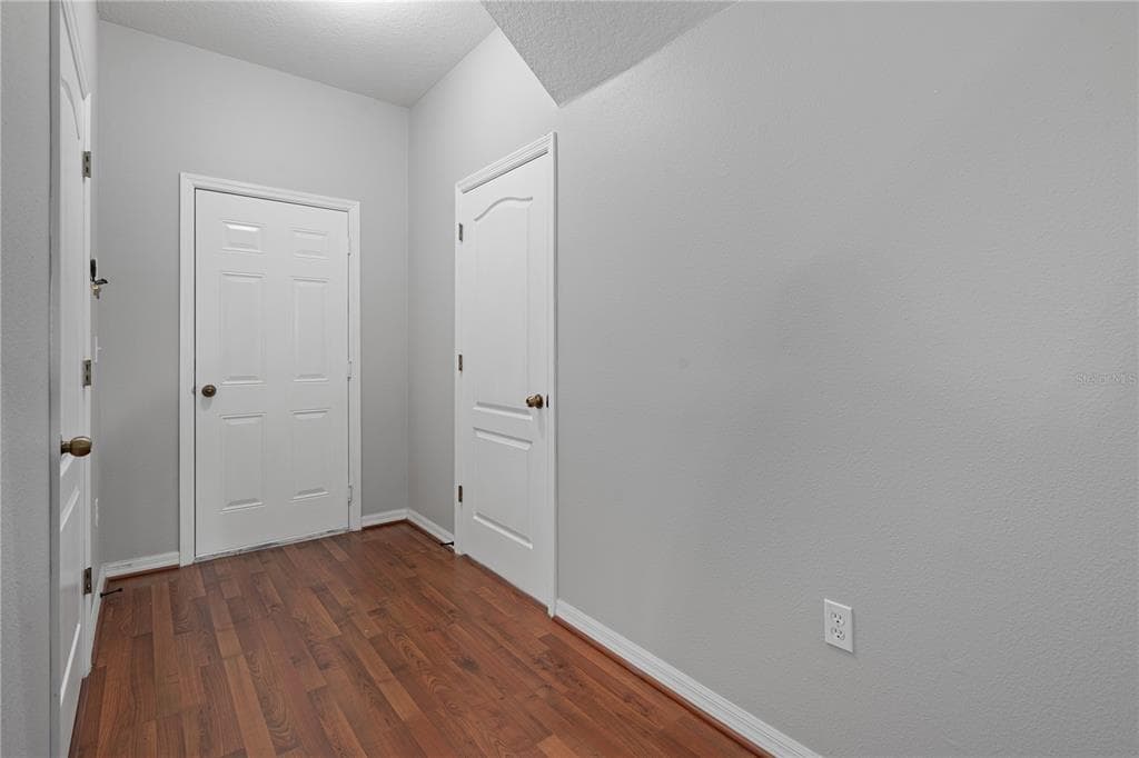 7631 RED MILL CIRCLE photo 10