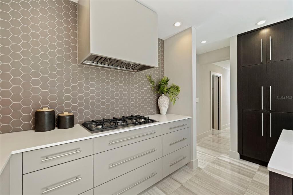 1846 COFFEE POT BOULEVARD NE photo 14