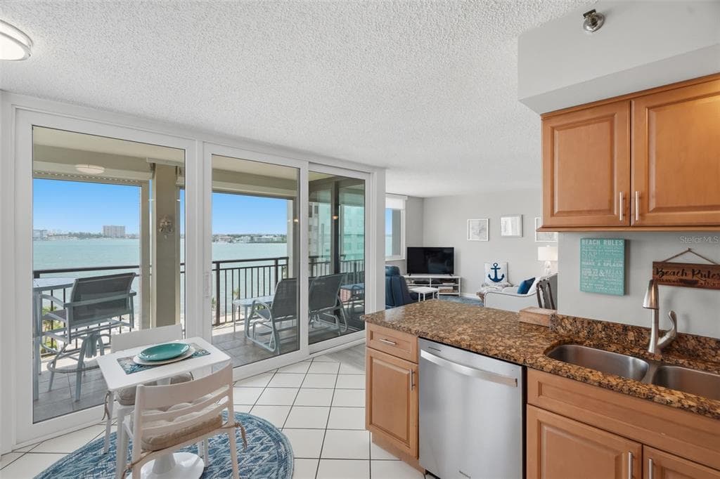 6372 PALMA DEL MAR BOULEVARD S 606 photo 18