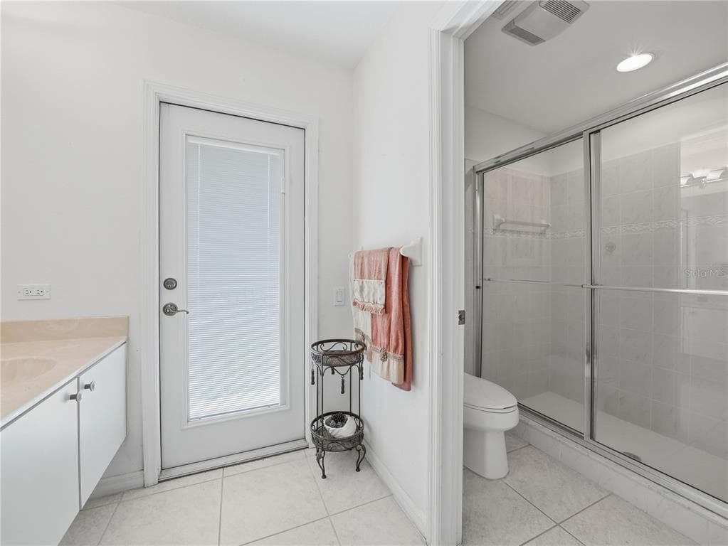 118 W JULIANA WAY photo 20