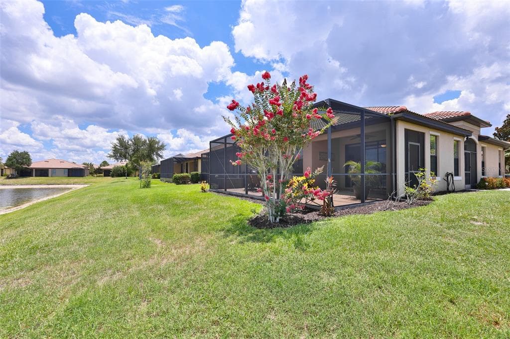 5532 SUNSET FALLS DRIVE photo 6