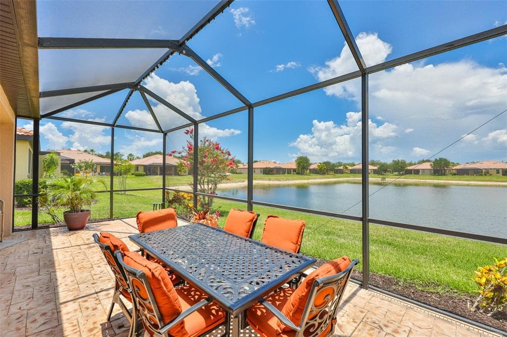5532 SUNSET FALLS DRIVE photo 8