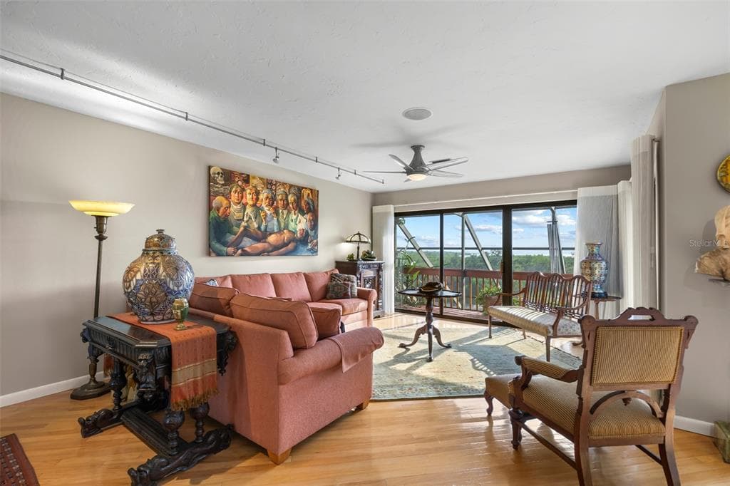 609 42ND STREET COURT W photo 17