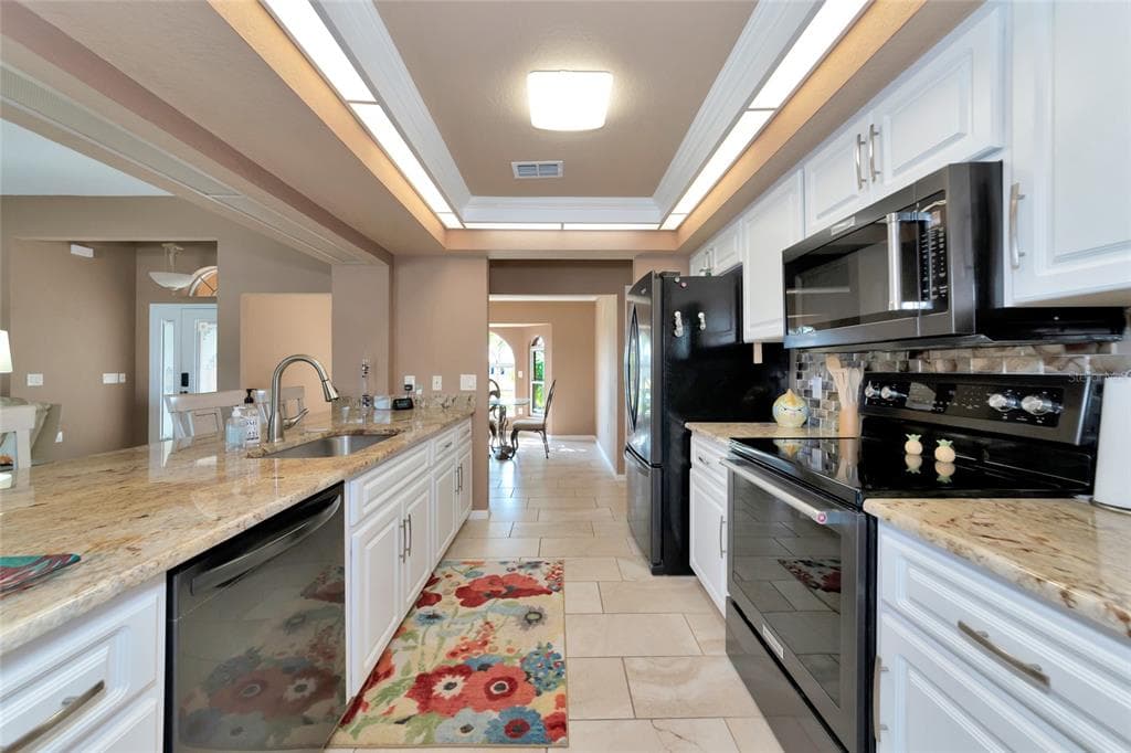 15564 RUSTON CIRCLE photo 5