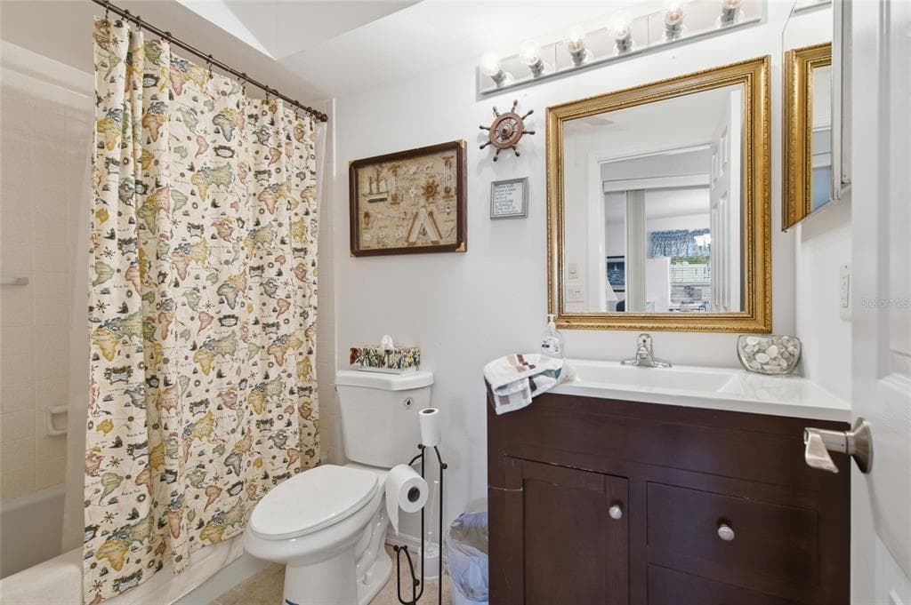 402 KETCH WAY 402 photo 20