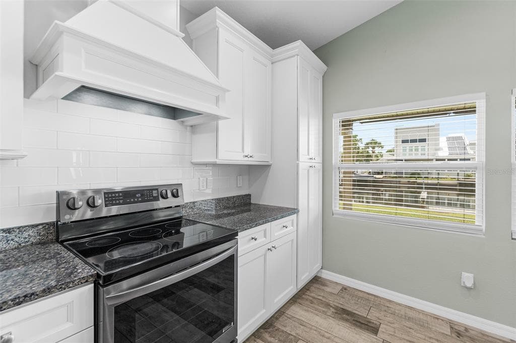 143 AVALON AVENUE photo 10