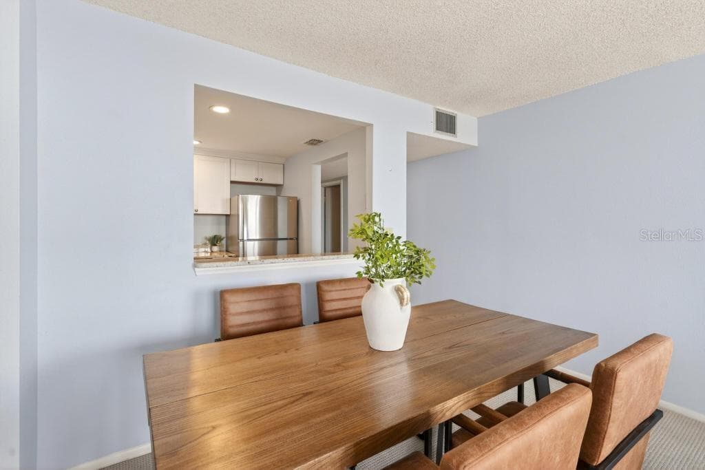 925 N HALIFAX AVENUE 410 photo 19