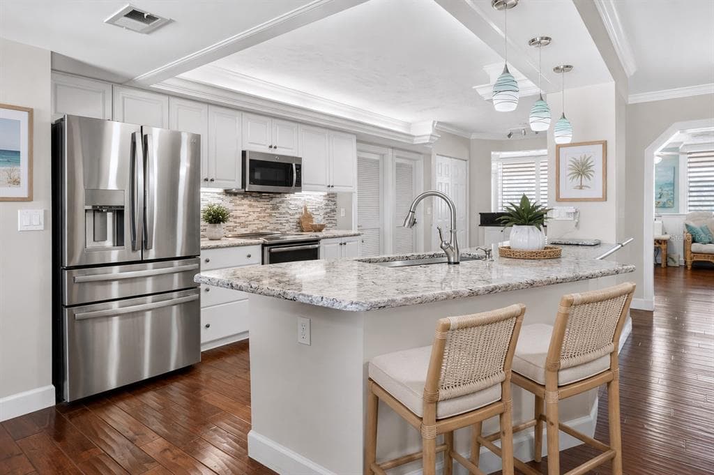 4651 S ATLANTIC AVENUE 9203 photo 8