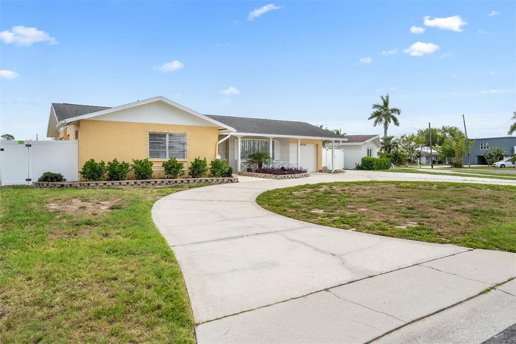 4608 ARLINGTON ROAD photo 3