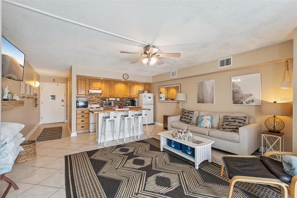 3700 S ATLANTIC AVENUE 206 photo 24