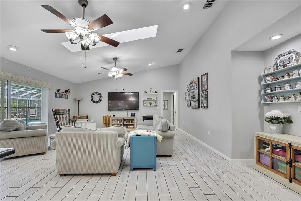 4293 RIVER BIRCH DRIVE photo 17