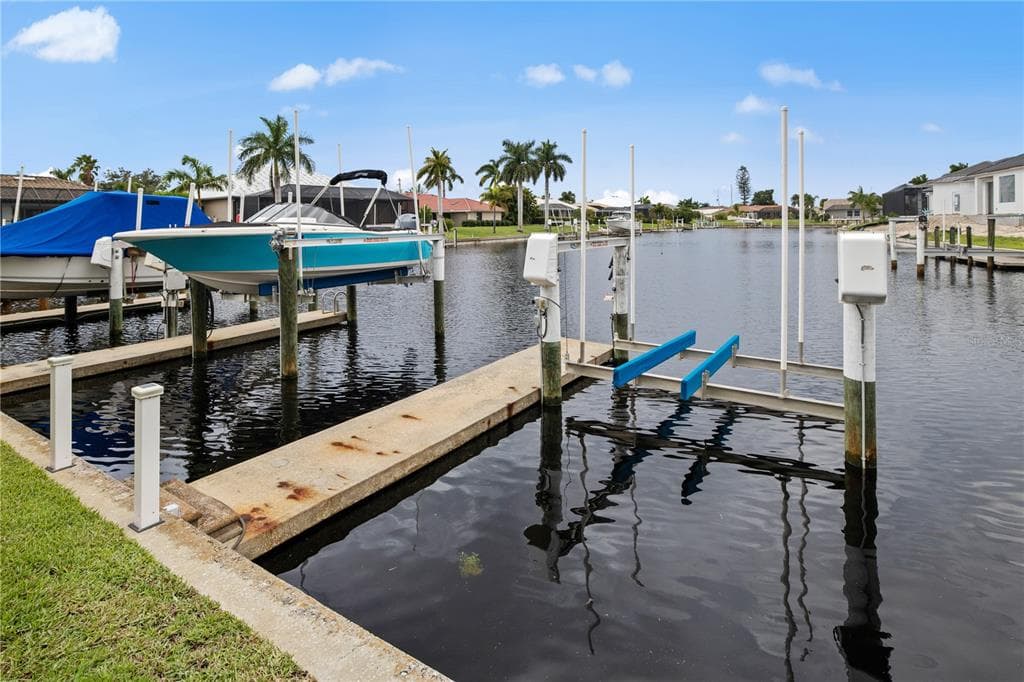 1217 GORDA CAY LANE photo 1