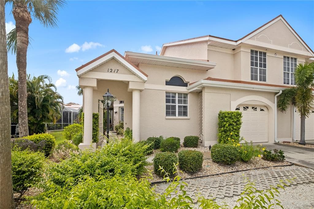 1217 GORDA CAY LANE photo 4