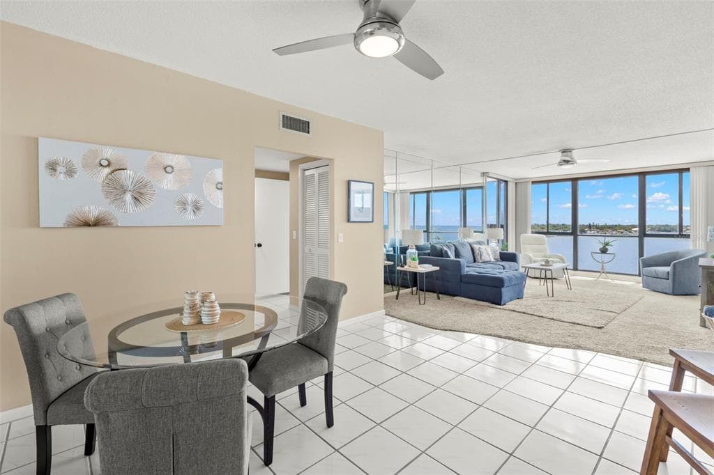 7100 SUNSHINE SKYWAY LANE S 703 photo 8