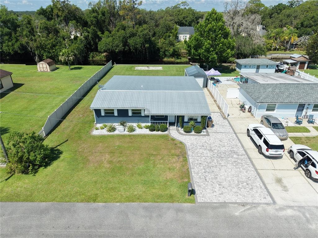 1330 S SHORE DRIVE photo 15