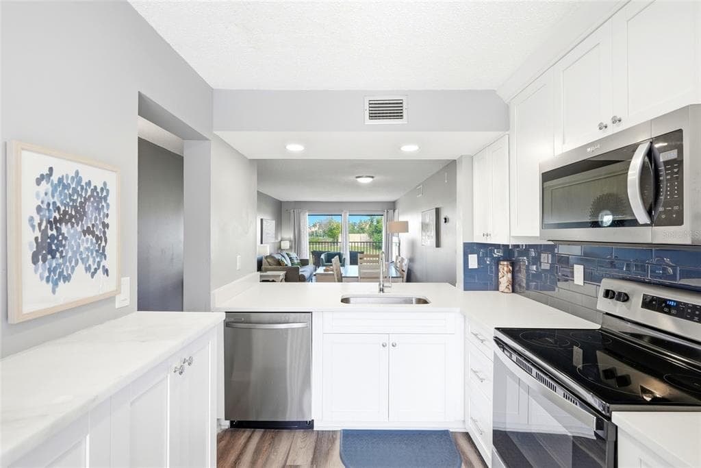 6105 PALMA DEL MAR BOULEVARD S 219 photo 7