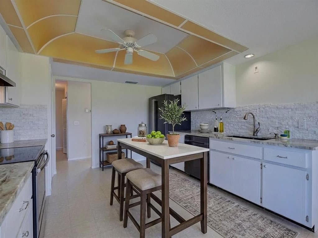 412 PINE TREE TERRACE photo 16