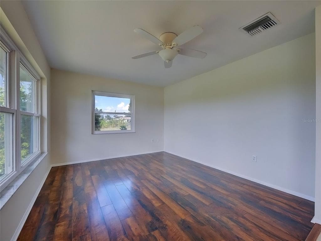 412 PINE TREE TERRACE photo 22