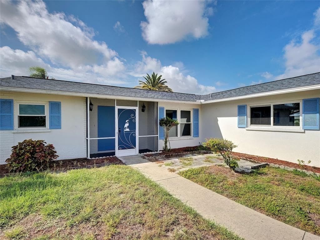 412 PINE TREE TERRACE photo 3