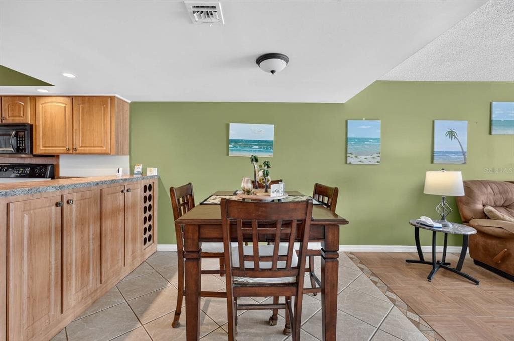 4745 S ATLANTIC AVENUE 4050 photo 15
