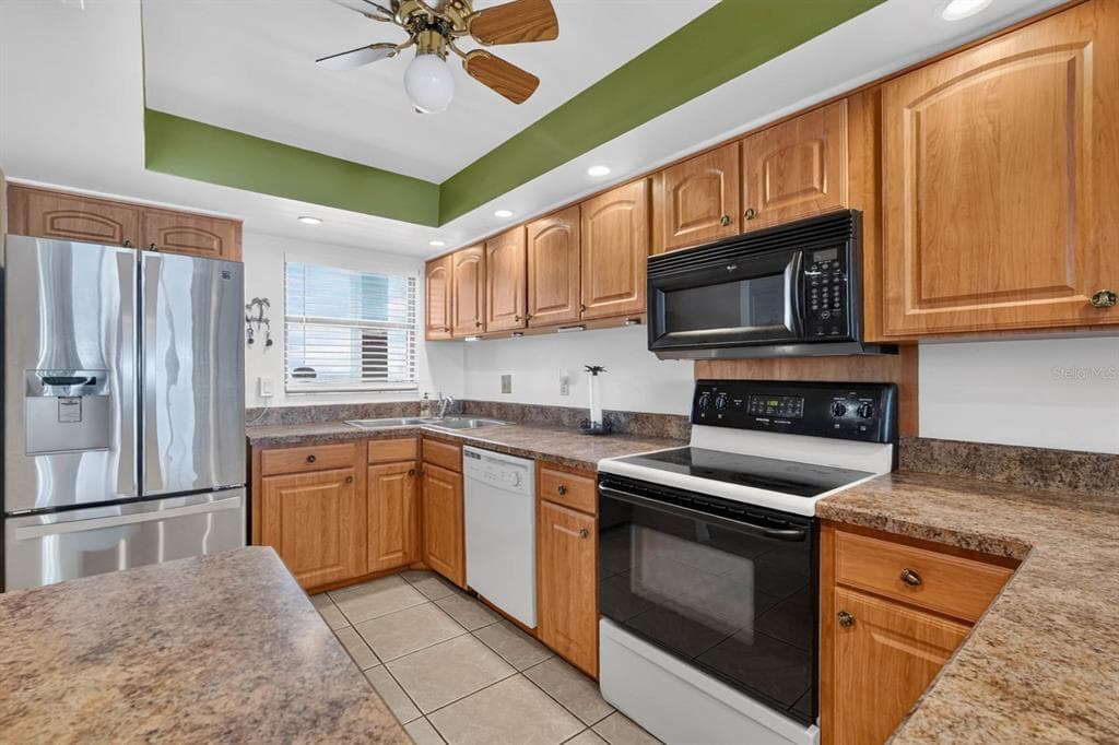 4745 S ATLANTIC AVENUE 4050 photo 11