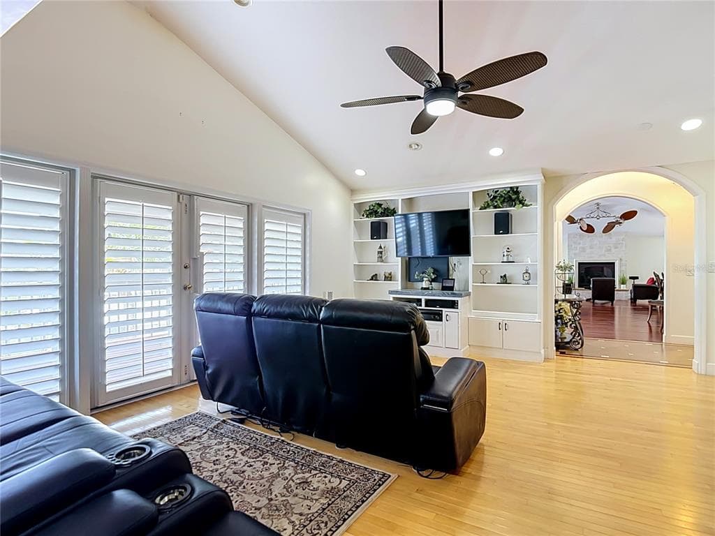 4146 DIAZ COURT photo 20
