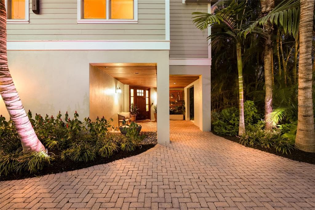 526 56TH STREET photo 8
