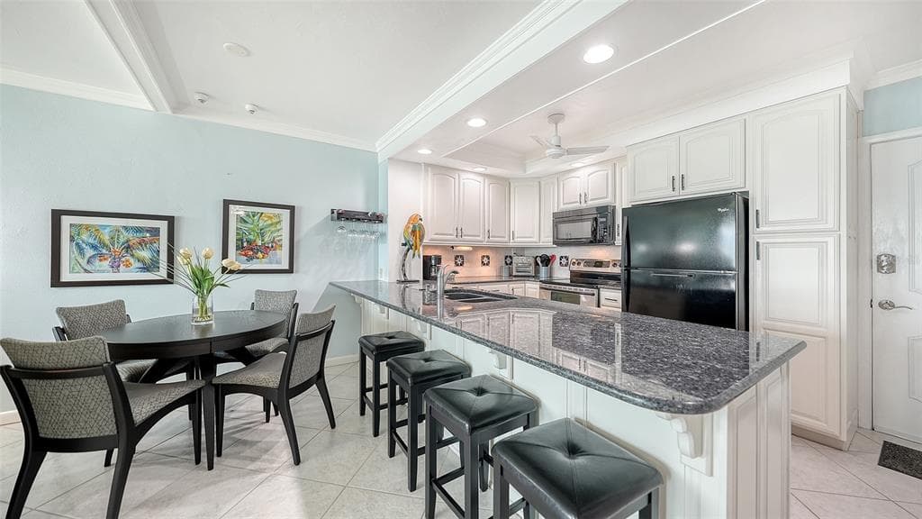 777 JOHN RINGLING BOULEVARD 24 photo 7