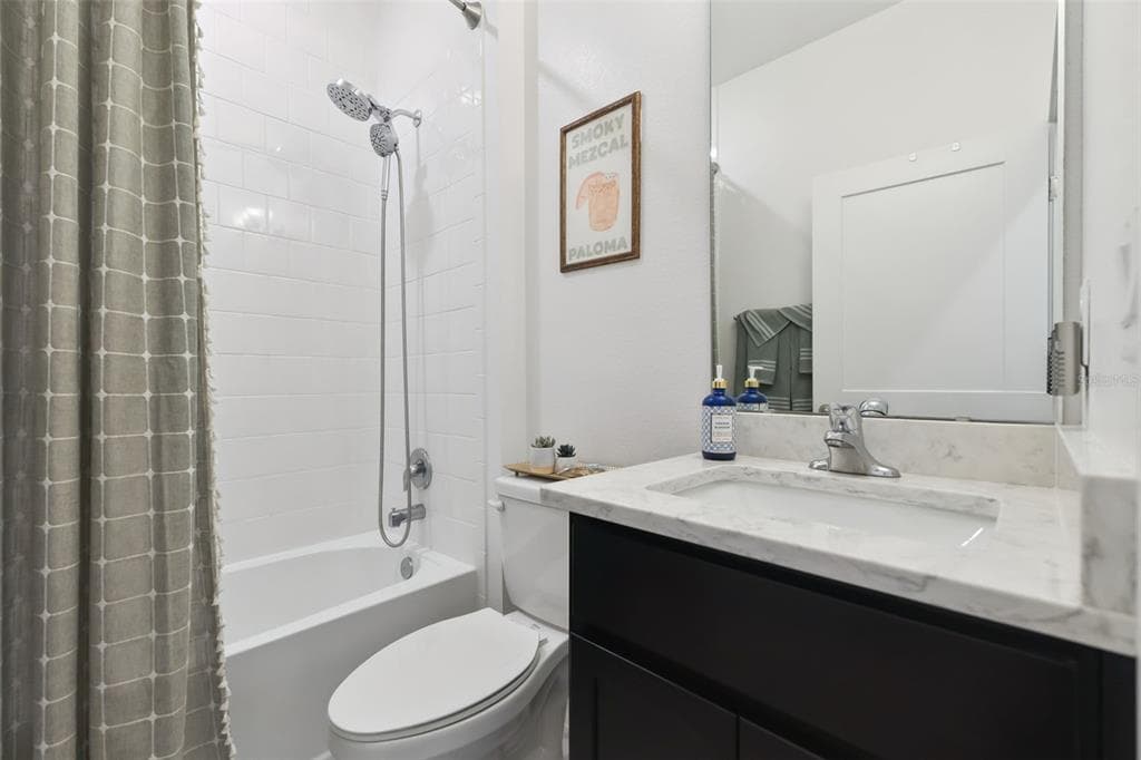 3093 ADRIAN DR photo 20