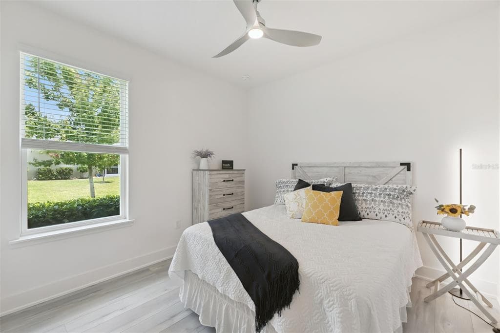 3093 ADRIAN DR photo 21