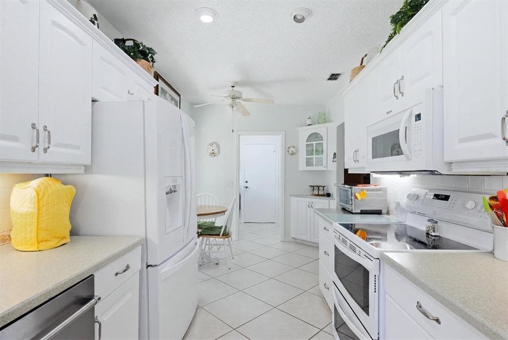 1703 MOON DRIVE photo 10