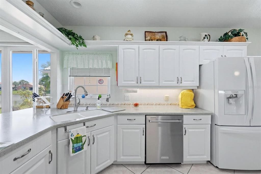 1703 MOON DRIVE photo 11