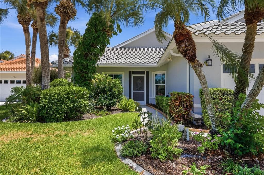 1703 MOON DRIVE photo 4