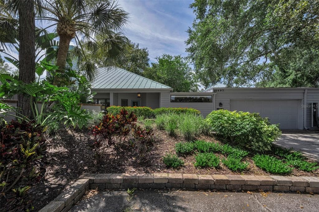 10497 LONGWOOD DRIVE photo 1