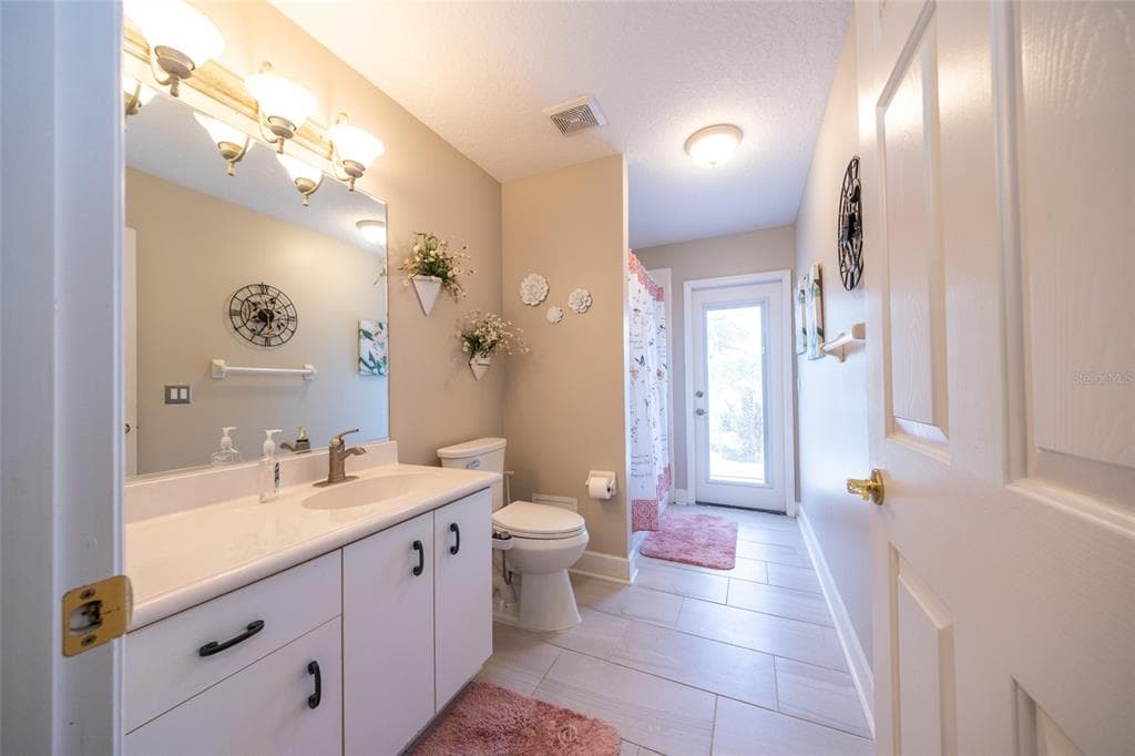 18 MOUNT VERNON LANE photo 23