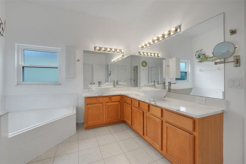 16740 GLENBROOK BOULEVARD photo 23