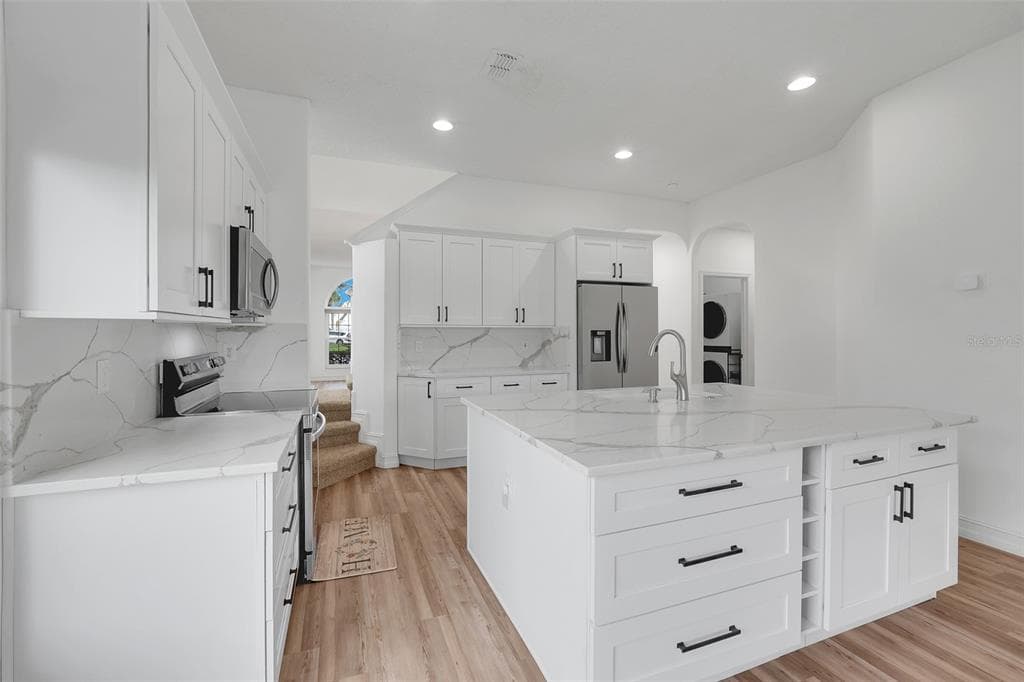 16740 GLENBROOK BOULEVARD photo 13