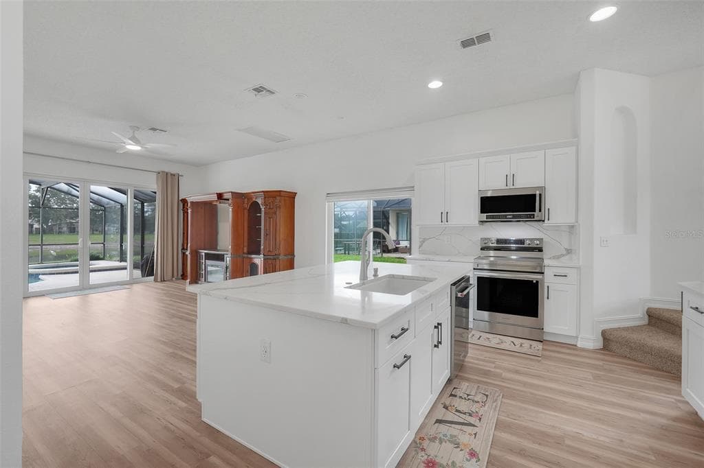 16740 GLENBROOK BOULEVARD photo 16