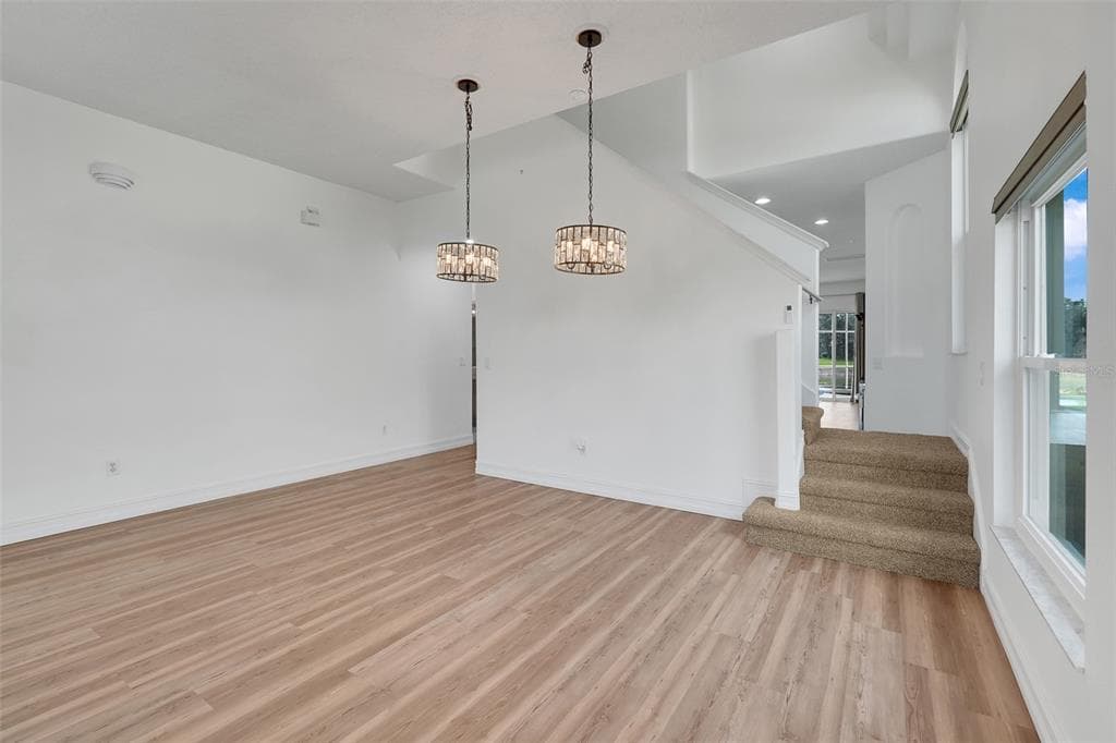 16740 GLENBROOK BOULEVARD photo 10